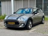 MINI Cooper D Clubman *Automatik *Leder *Bluetooth - silberne MINI Cooper D
