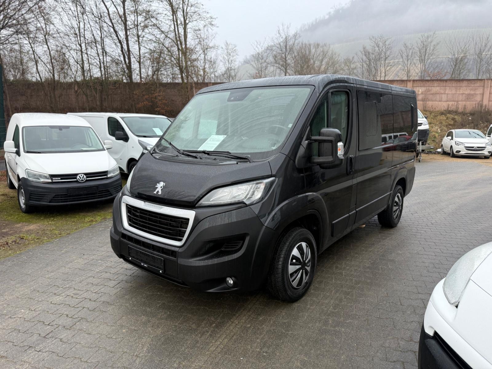 Peugeot Boxer 140 Allure 8-Sitzer ,Standheizung,Navi