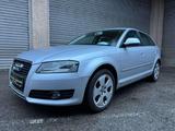 Audi A3 Sportback 1.6 TDI Attrac*AHK*Euro* - Audi A3 aus 2011: 1.6