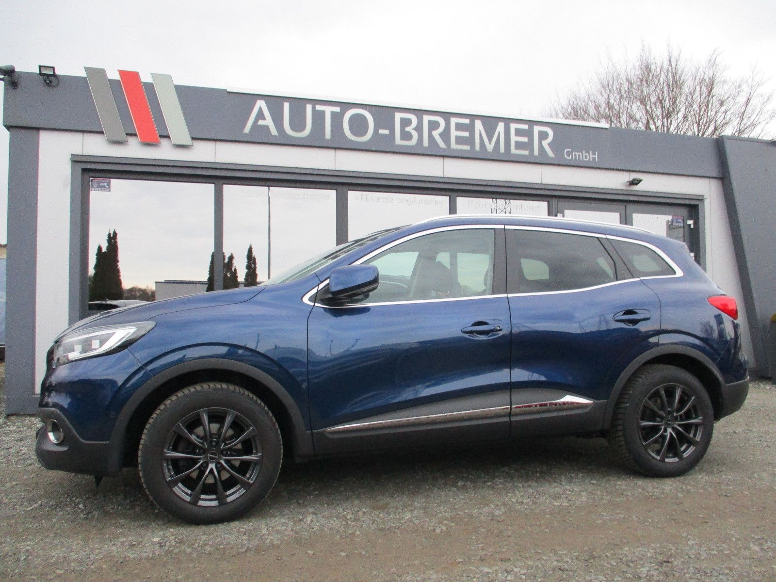 Fahrzeugabbildung Renault KADJAR 1.2 LED / Sitzhg. / RF Kamera