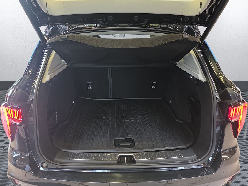 Lync And Co  1.5 T HEV 145 kW GSHD- Navi- elektr.Heckklappe – Bild 10 von 16