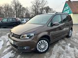 Volkswagen Touran 1.2 TSI/Klimaauto/Sitzhzg./Tempo/Tüv04.27 - Volkswagen Touran mit Benzin-Antrieb: Kleinbus, 2.0