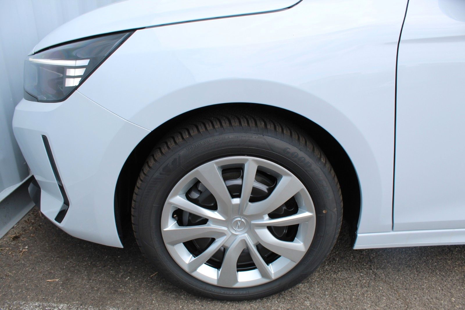 Fahrzeugabbildung Opel Corsa F Edition*PDC*Multimedia*SHZ*LHZ