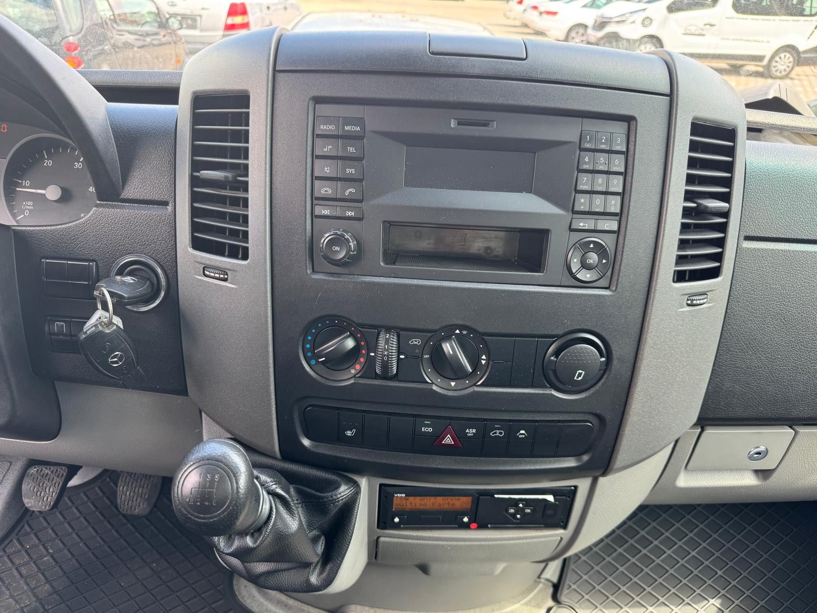 Fahrzeugabbildung Mercedes-Benz Sprinter II  514 Koffer RWD Top