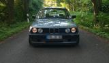BMW E30 318i Cirrusblau Metallic Lenso BSX... - BMW 318 aus 1987