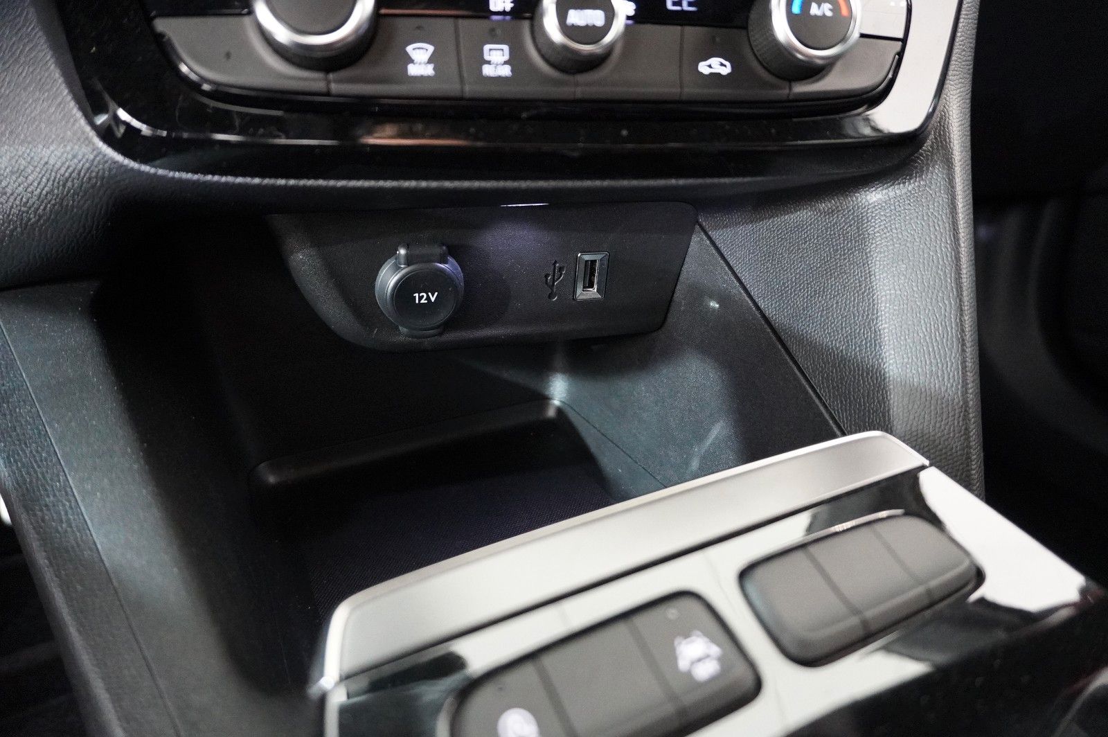Fahrzeugabbildung Opel Mokka 1.2T GS SPORT NAVI/LED/KAMERA/SPORT/DAB+