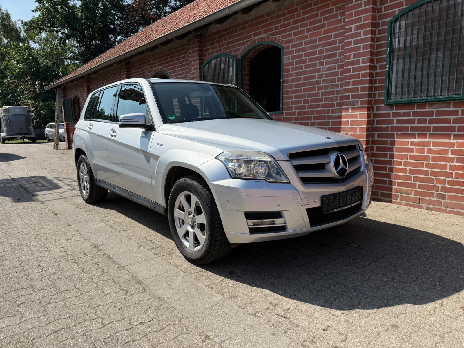 Mercedes-Benz GLK 220 CDI Autom 4-Matic Xenon AHK Tempomat