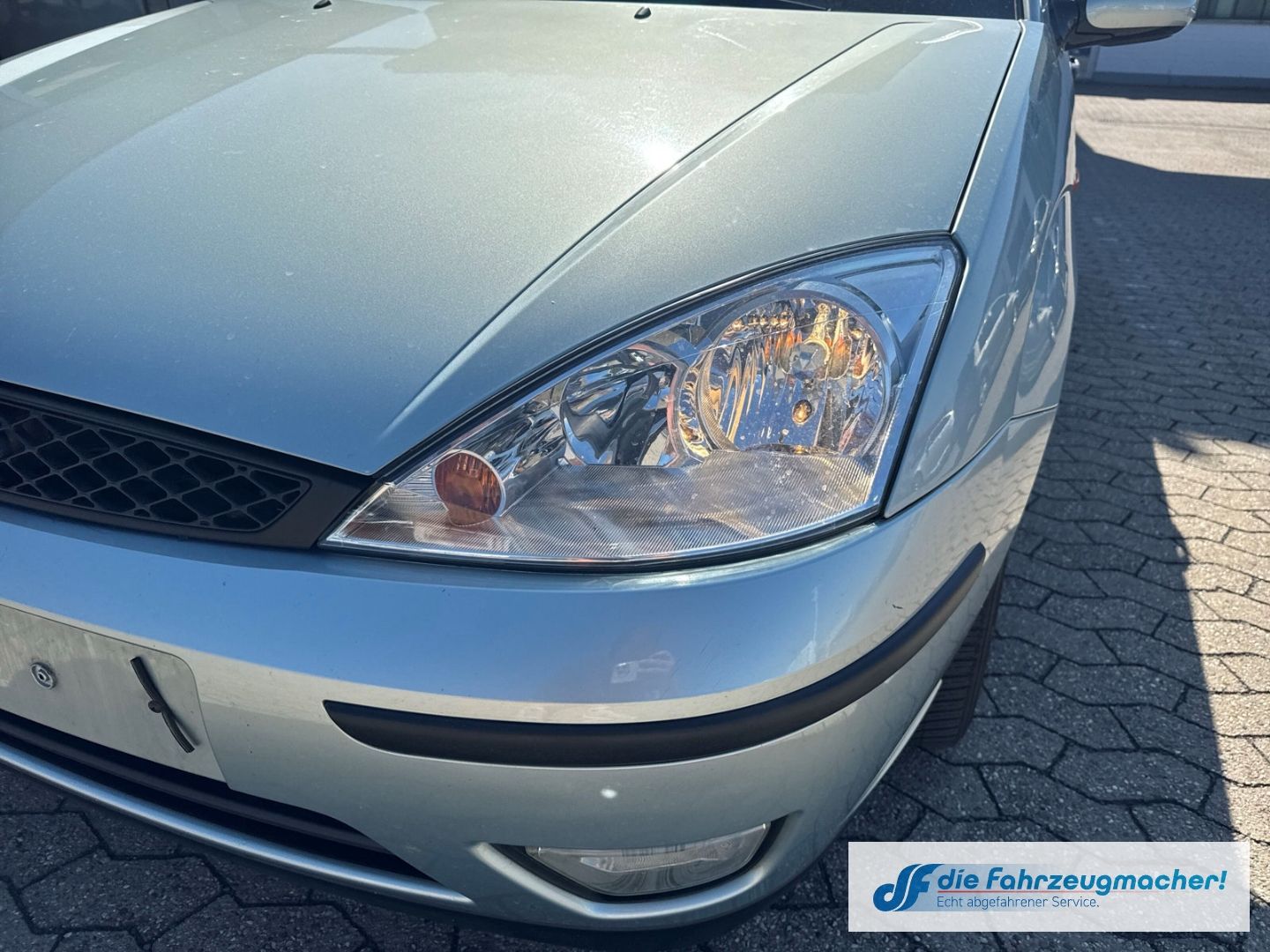Fahrzeugabbildung Ford Focus Finesse Klima Beheizb. Frontsch. *EXPORT