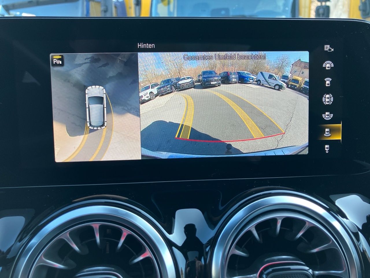 Fahrzeugabbildung Mercedes-Benz GLA 45 AMG 4M+ AHK+Pano+Night+Burmester+360°
