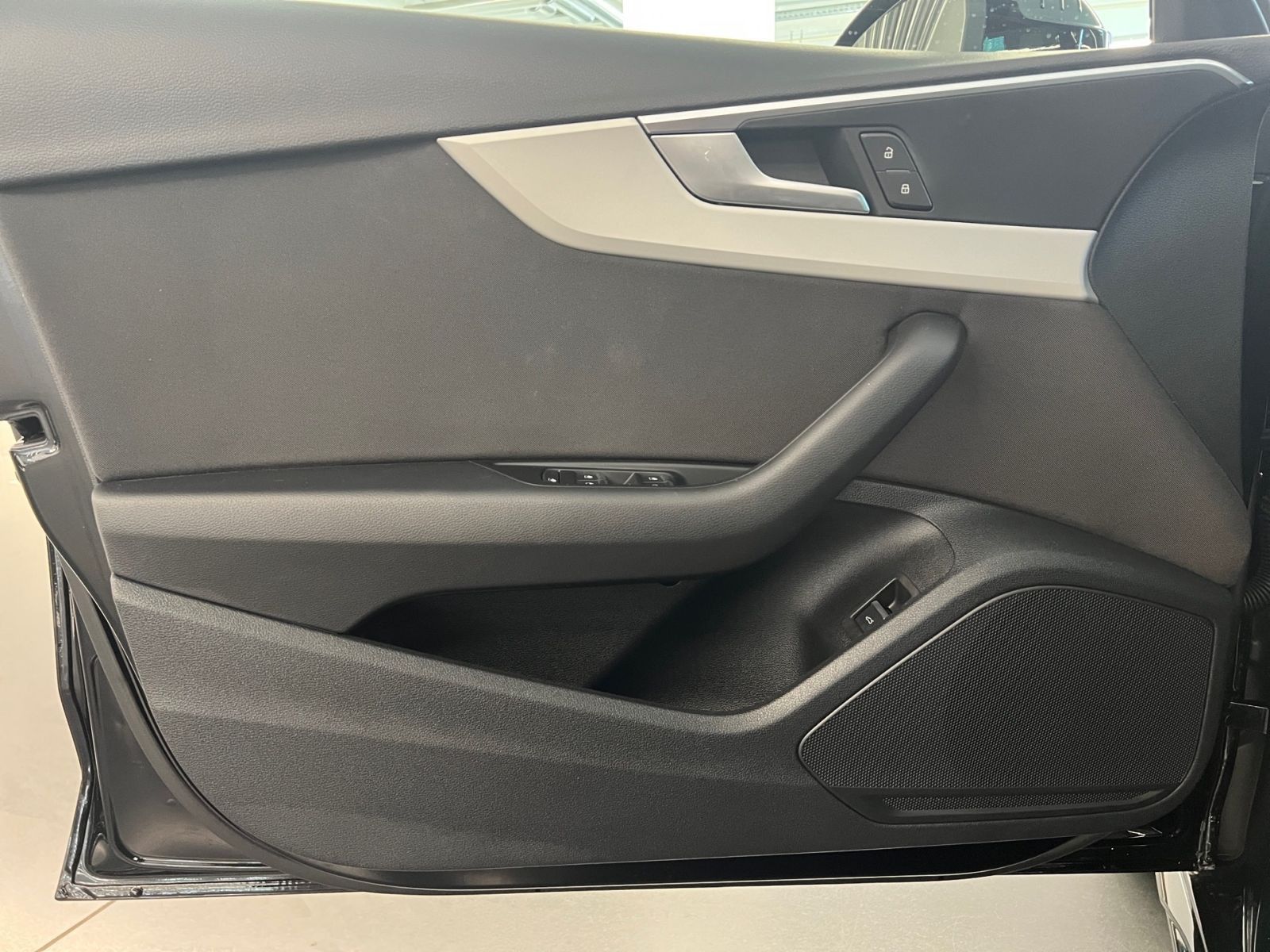Audi A4 - Bild 7