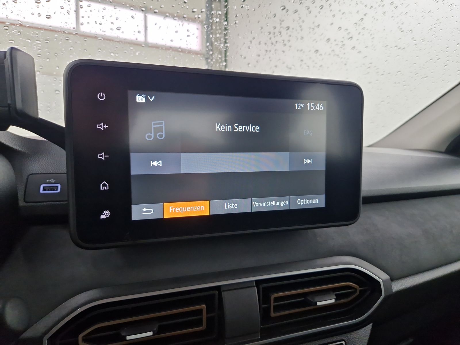 DACIA Sandero Stepway ECO-G 100 Extreme+ Navi – Bild 22