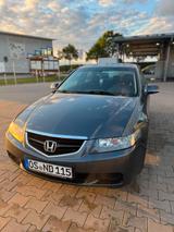 Honda Accord CL7 2.0 - Honda Accord: 7