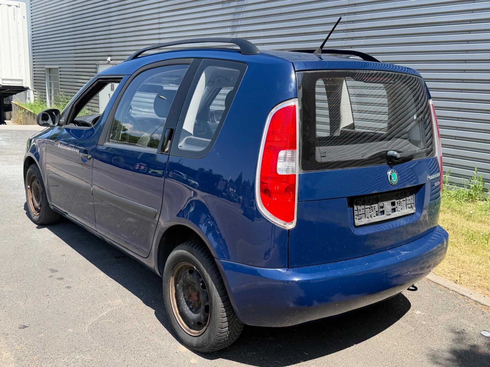 Skoda Roomster 2012 — photo 9