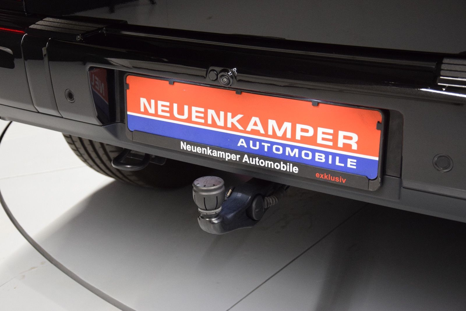 Fahrzeugabbildung Mercedes-Benz G 450 d AMG Line SDach. Burmester ACC 360° AHK
