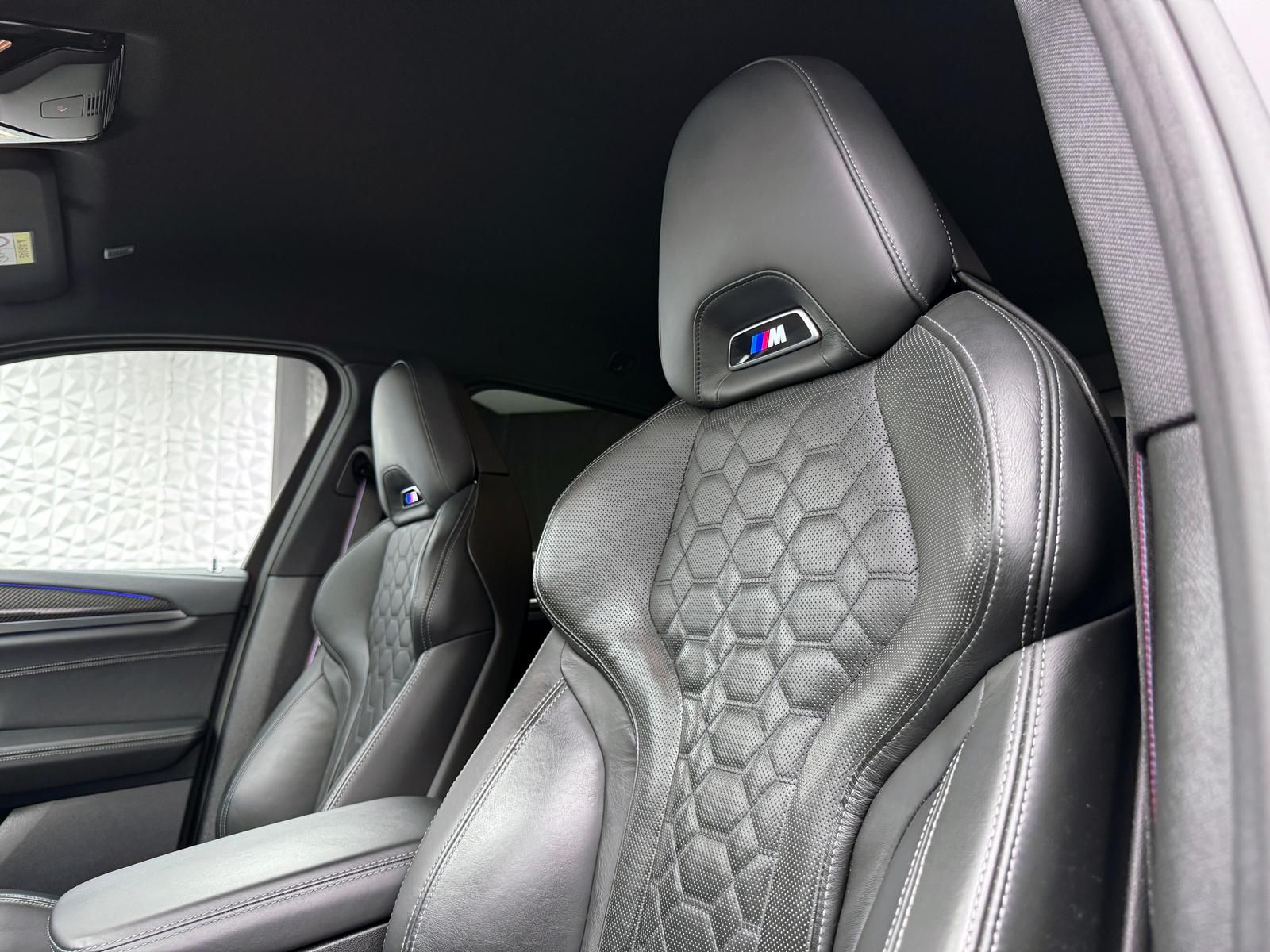 Fahrzeugabbildung BMW COMPETITION/KLAPPEN-AGA/H&K/ACC/AHK/HUD/KEYL/21"