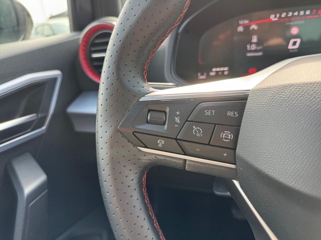 Arona FR 1.0 TGI Voll-LED Navi Sitzh. Kamera ACC