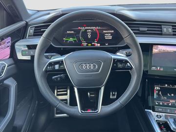 2024 AUDI Q8 E-TRON — миниатюра 16