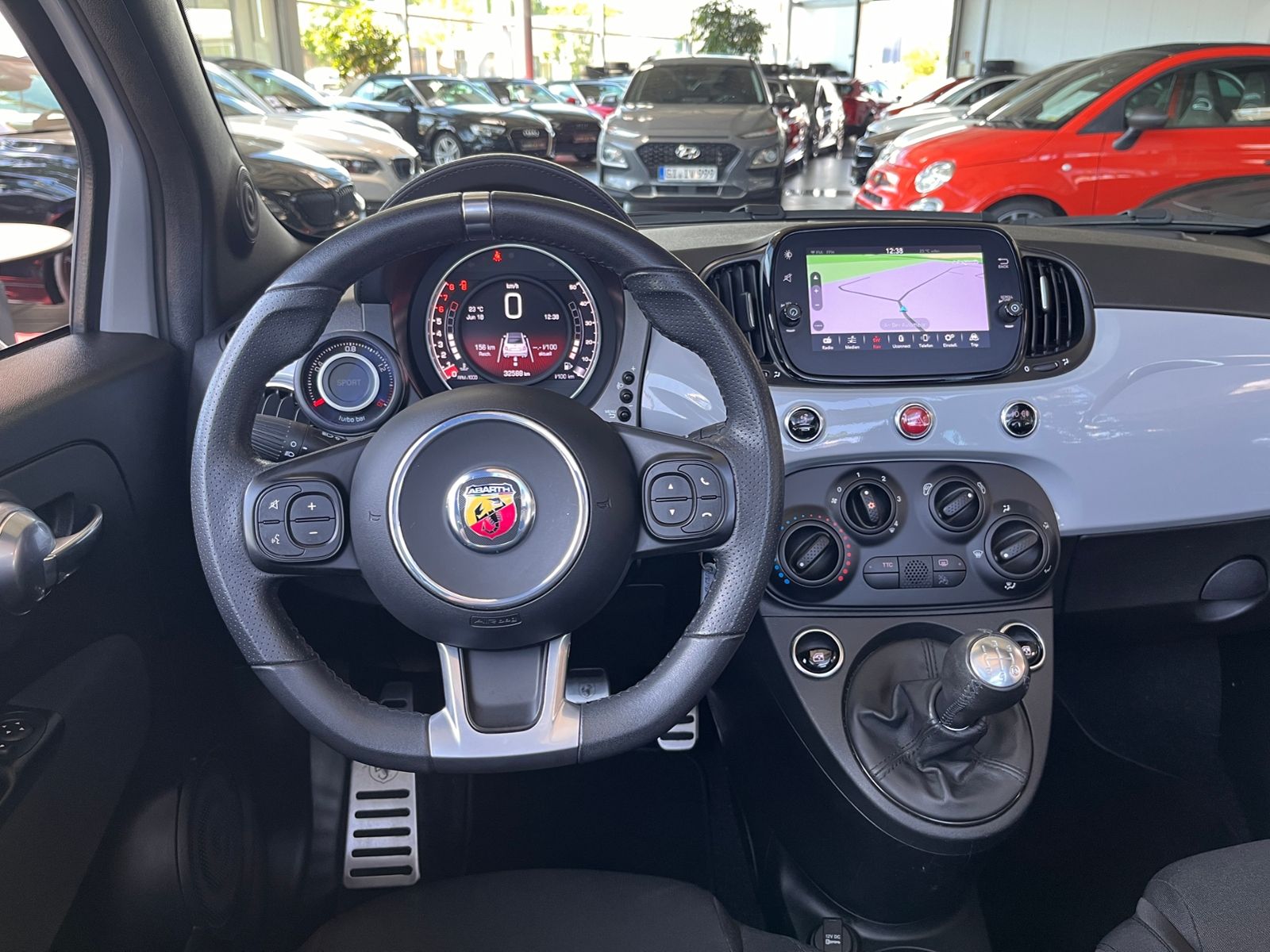 Fahrzeugabbildung Abarth 595C  1.4 T-Jet NAVI ALU