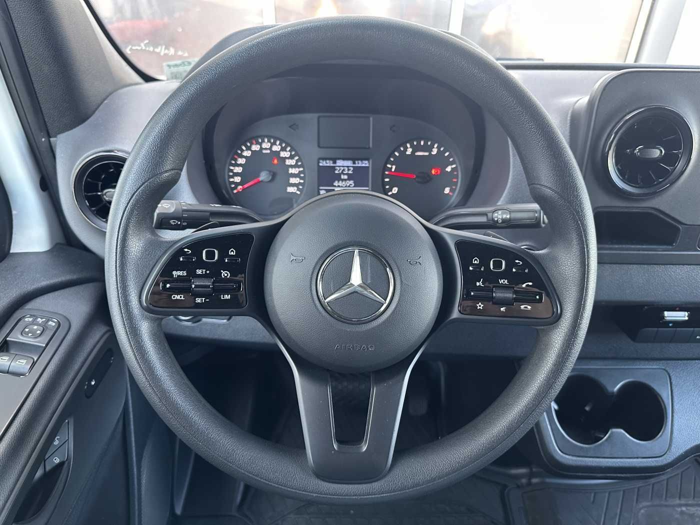 Fahrzeugabbildung Mercedes-Benz Sprinter 315 CDI 4325 9G AHK Klima 360 Standheiz