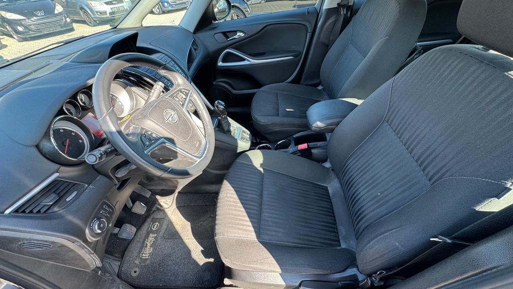 Opel Zafira Tourer