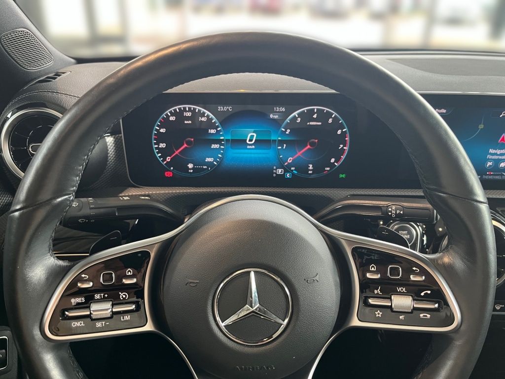 Fahrzeugabbildung Mercedes-Benz CLA 250 Coupé Progressive Pano 360° LED KeyLess