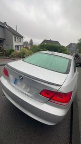 BMW e92 320i - BMW 320 aus 2008: Coupé, 320i