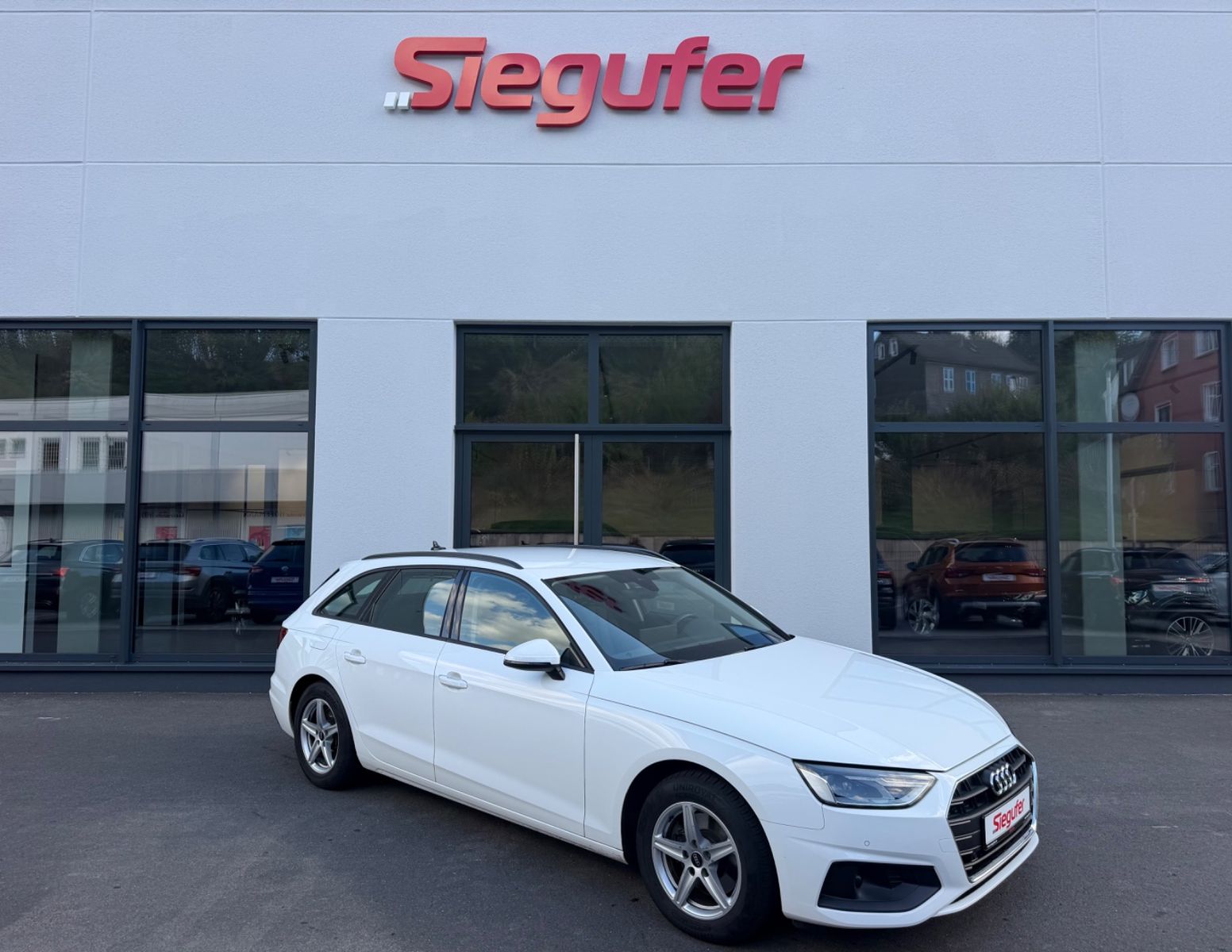Audi A4 Avant 35 TDI Advanced S-tronic / AHK