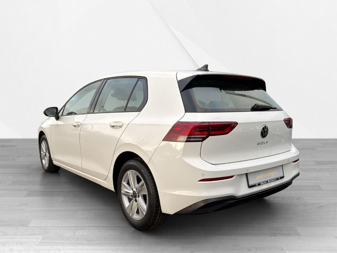 Fahrzeugabbildung Volkswagen Golf Life VIII 1.5 TSI,RearView,Climatronic,SH,L
