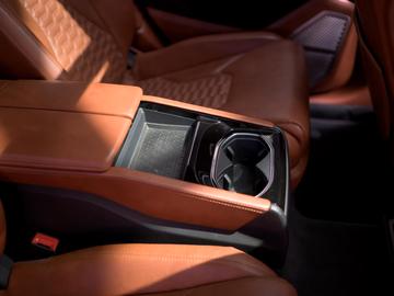 2018 Lamborghini URUS — миниатюра 21