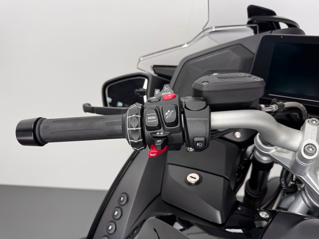 Fahrzeugabbildung BMW R 1250 RT *NEUWERTIG *TOP-AUSSTATTUNG