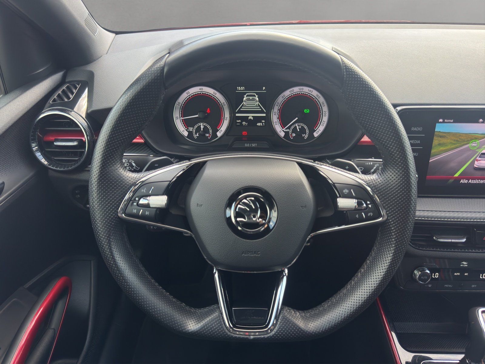 Fahrzeugabbildung SKODA Fabia 1.5 TSI DSG Monte Carlo/KAMERA/LED/ACC/SHZ