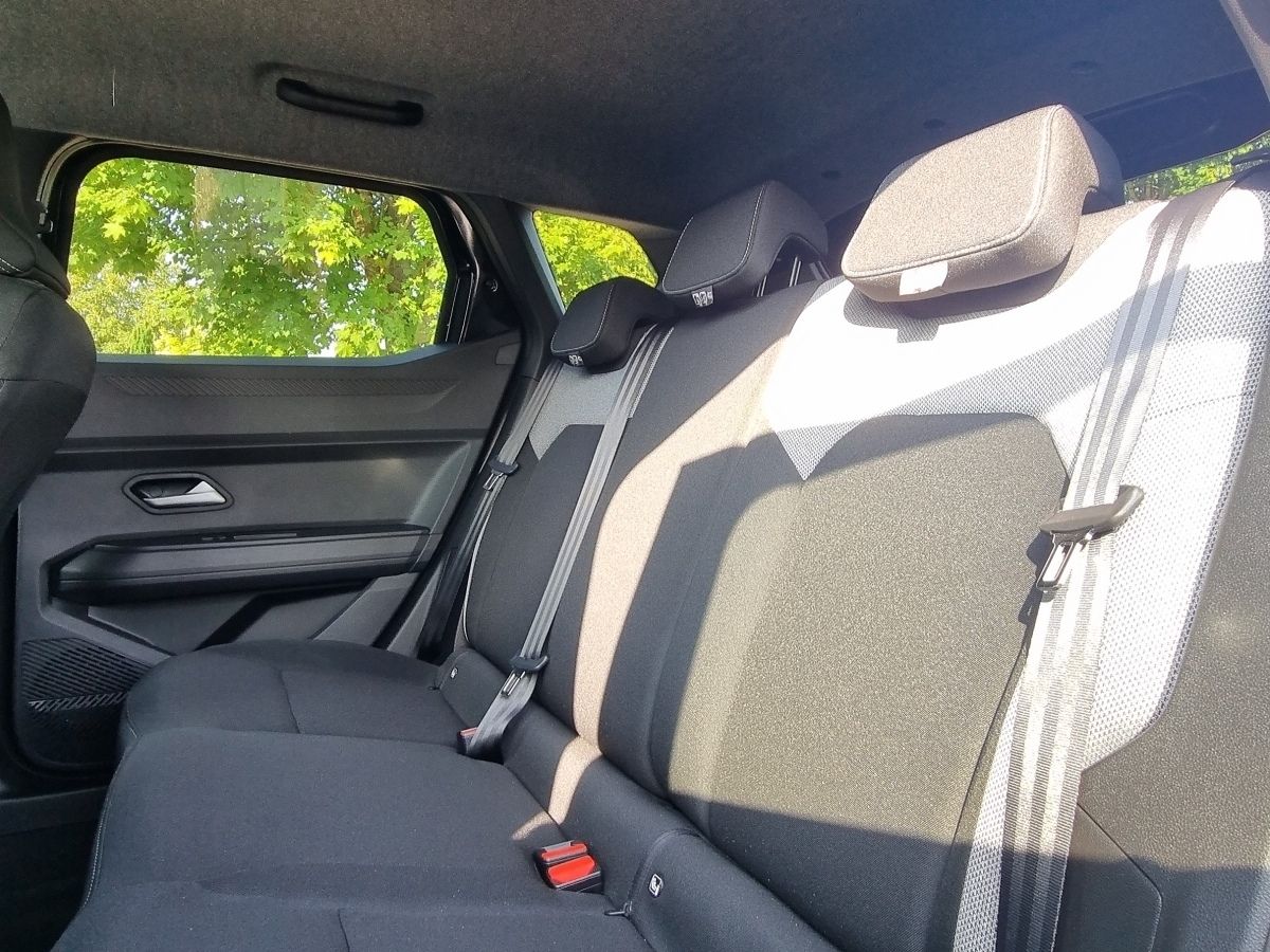 Fahrzeugabbildung Dacia Duster Journey mild hybrid 140