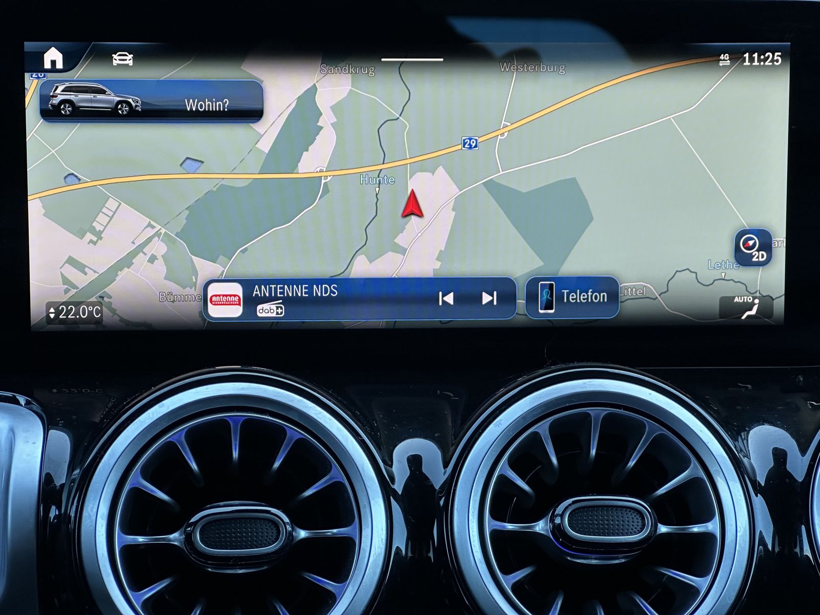 Fahrzeugabbildung Mercedes-Benz GLB 200 AMG-Line NAV+LED+AHK+VCOCKPIT+KAMERA+1HD