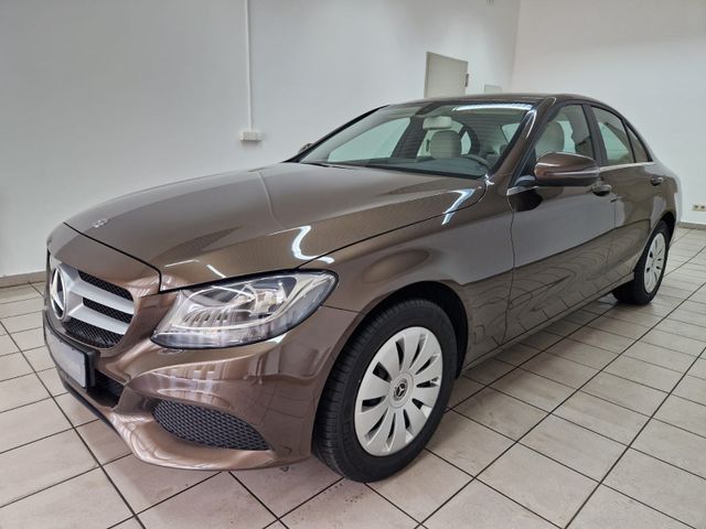 Mercedes-Benz C 180 CGI Lim. Telefon Tempomat 1.Hand