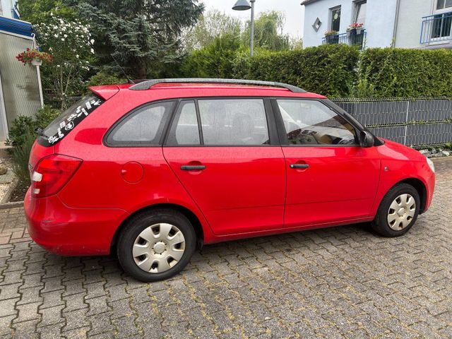 Skoda Fabia 2 Kombi MOTORSCHADEN