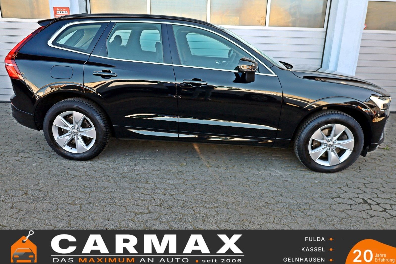 Fahrzeugabbildung Volvo XC60 Core B4 D,Navi,LED,4xSH,Kamera,Carplay,ACC