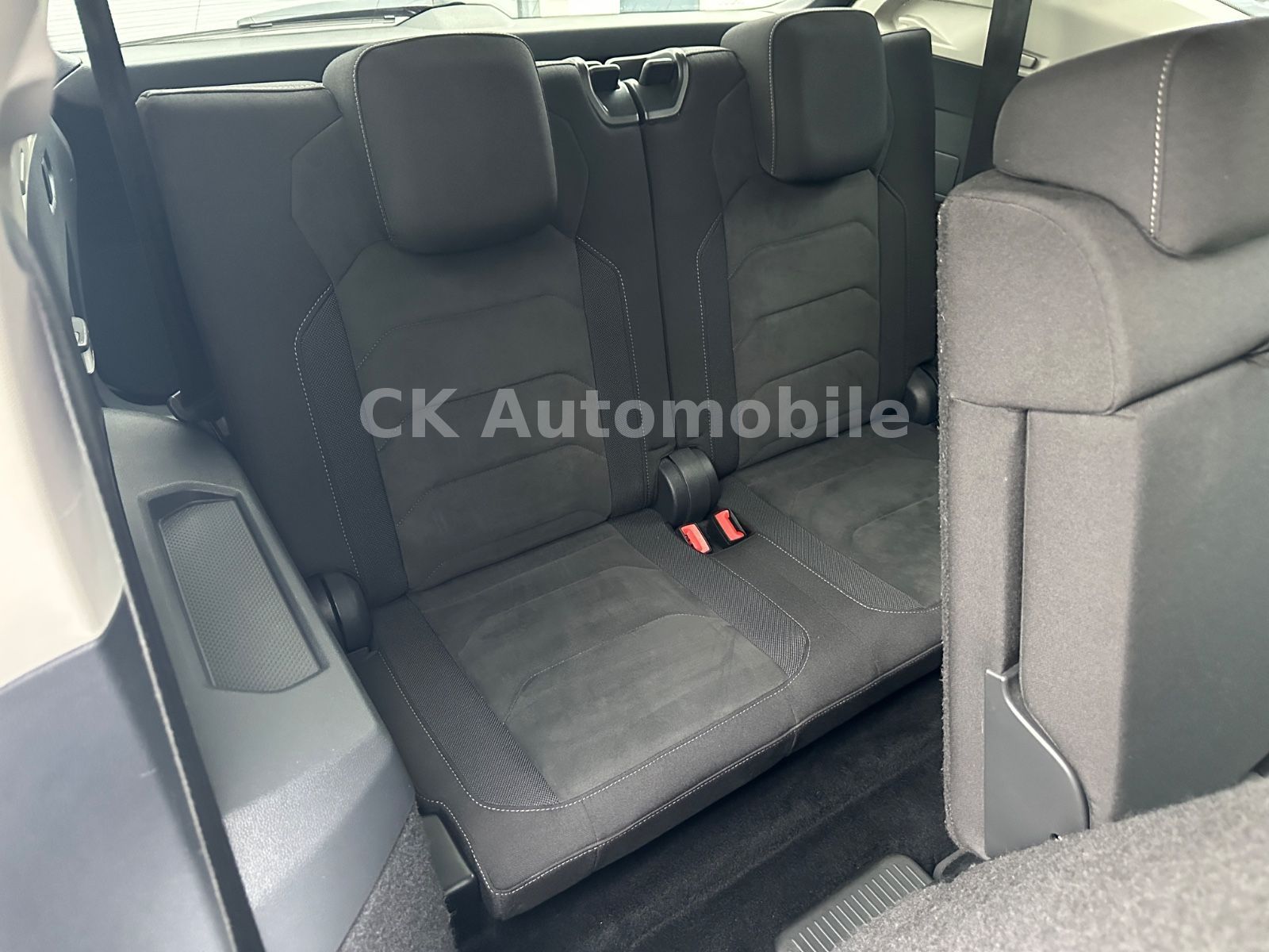 Fahrzeugabbildung Volkswagen Tiguan Allspace Highline 4Motion 2.0 TDI/7 Sitze