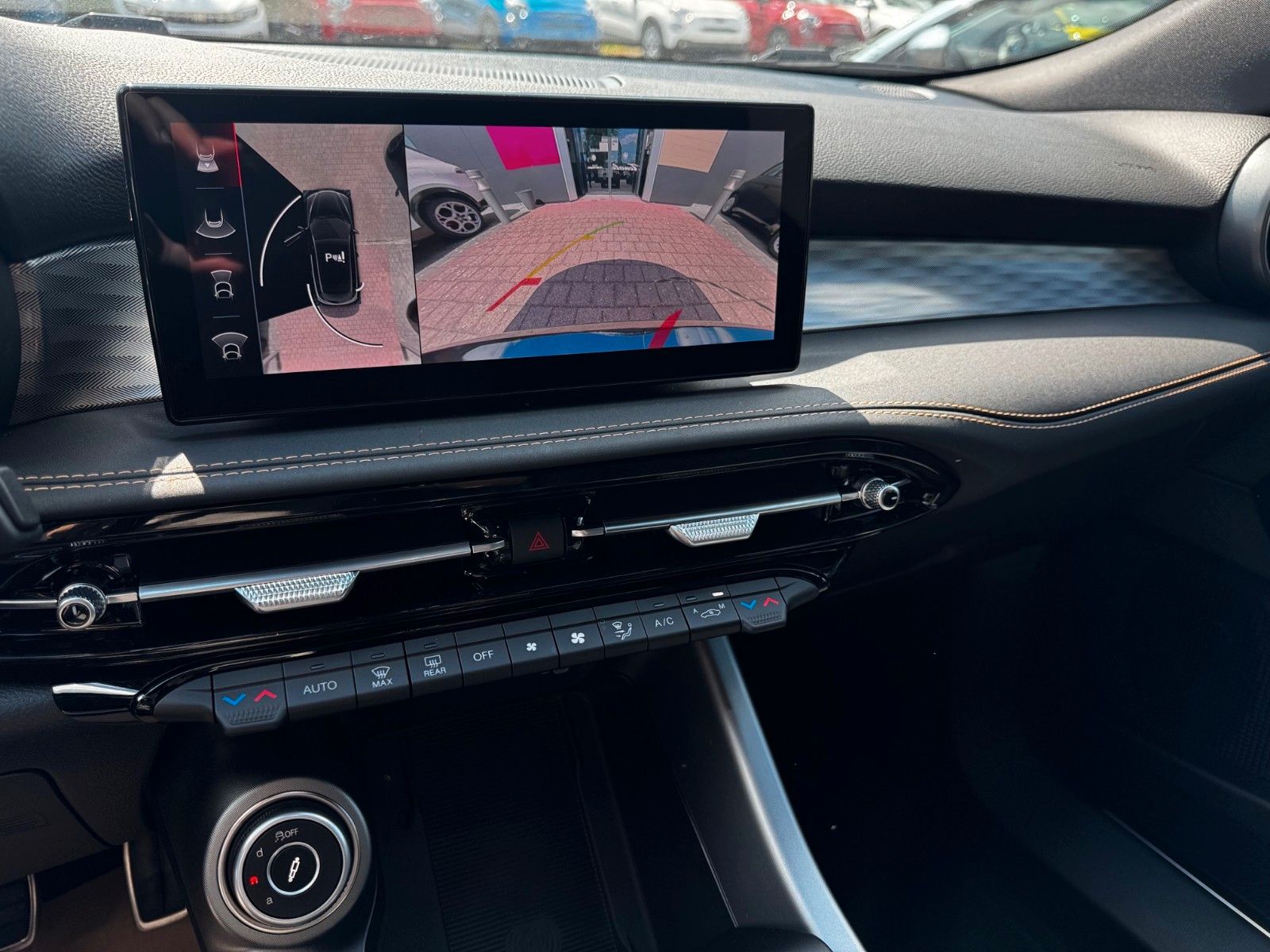 Fahrzeugabbildung Alfa Romeo Tonale Ibrida MY25 VELOCE 1.5 160ps Sitzkühlung