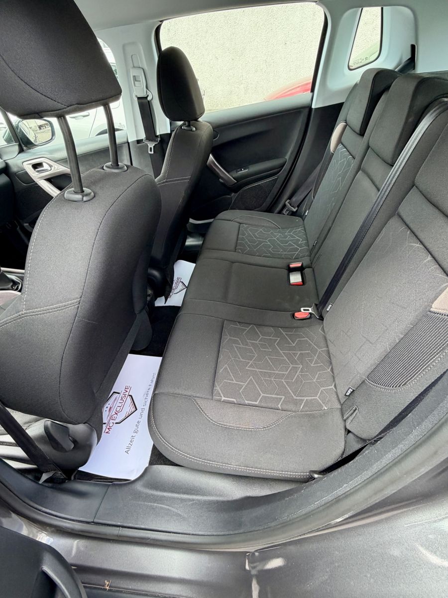 Fahrzeugabbildung Peugeot 2008 Active 1,2