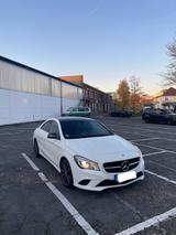 Mercedes-Benz Mercedes CLA 220 CDI - Mercedes-Benz CLA 220 in Düsseldorf