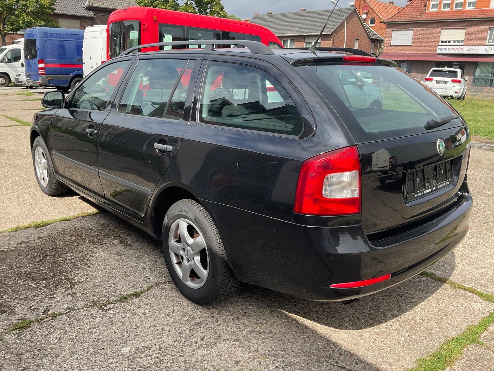 Skoda Octavia 2010 — photo 7