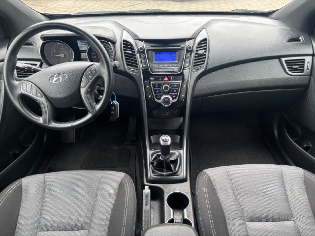 Hyundai i30 1.4 blue Passion SitzheizungKlima