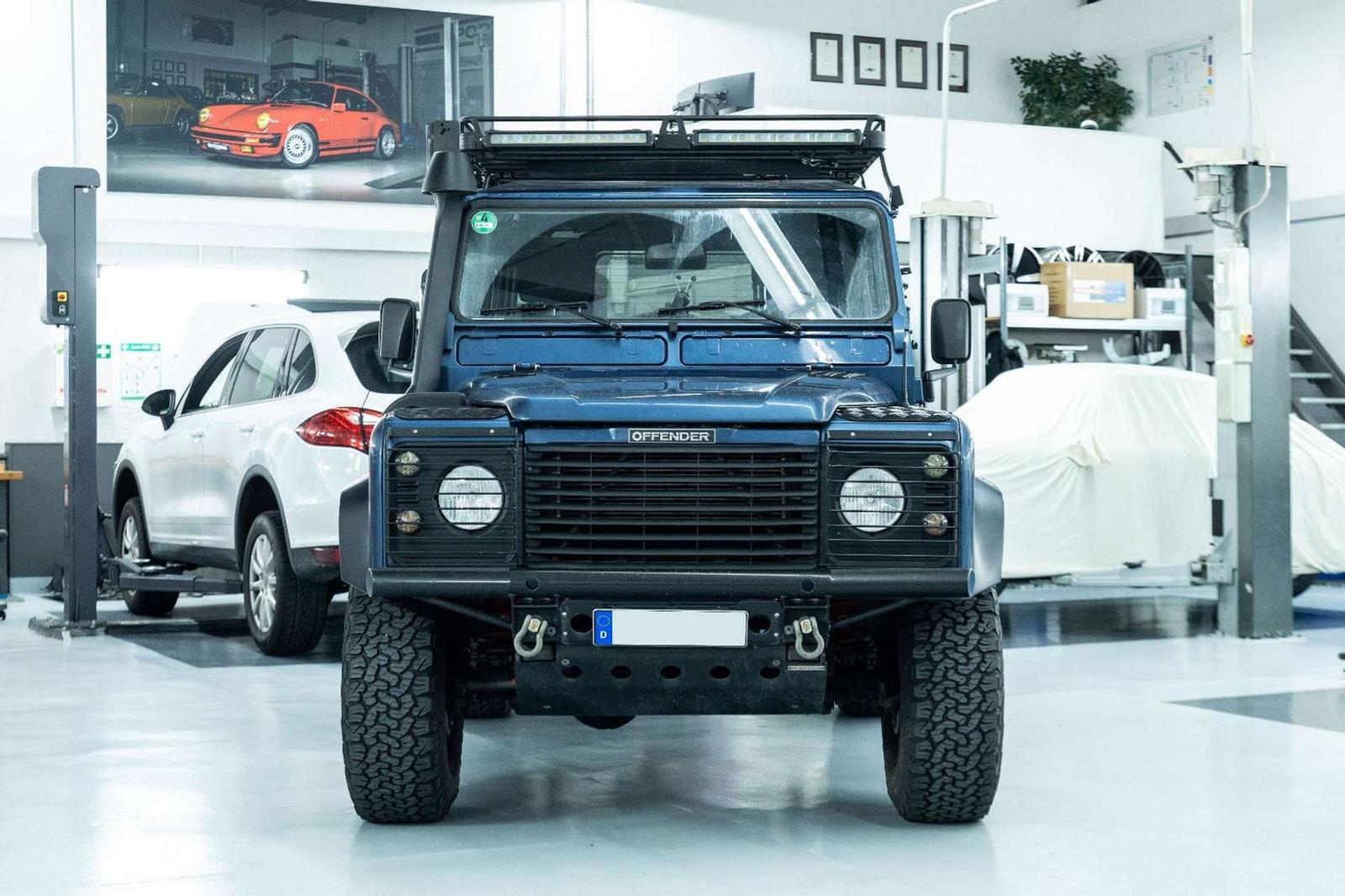 Land Rover Defender 90 TD5 I Off-Road I Frontrunner I 3. Hd