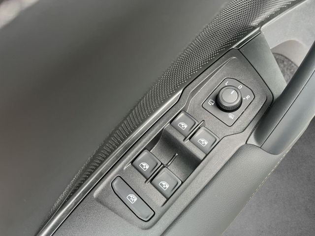 Tayron Life 2.0 TDI 4M DSG 7Sitze,IQ.Light,AHK