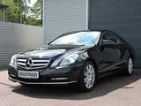 Mercedes-Benz E 200 Coupe BE 7G-Tronic NAVI PTS ILS HU 5/27 - Mercedes-Benz E 200: Coupé