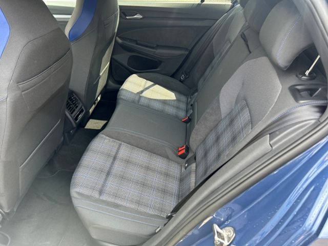 Fahrzeugabbildung Volkswagen Golf VIII 1.5TSI EHYBRID GTE IQ.LIGHT KAMERA HEA