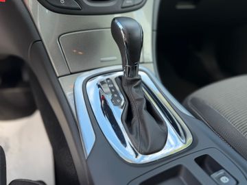 Opel Insignia - 12