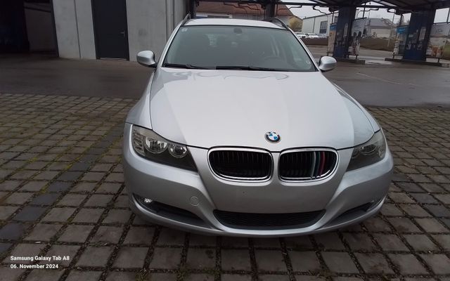 BMW 320 Baureihe 3 Touring 320d xDrive