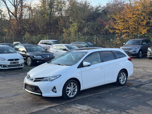 Toyota Auris Touring Sports Executive|Navi|Kamera|Pano|