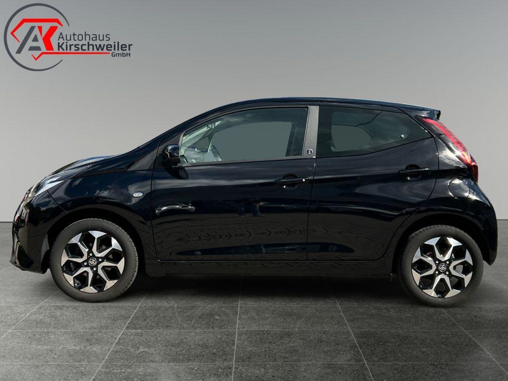 Toyota Aygo X Aygo x-play Team Deutschland, миниатюра 2